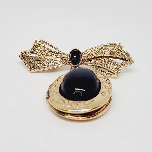 1928 Bow Gold Tone Dangle Photo Locket Pin Brooch w Black Acrylic Cabochons - Picture 2 of 5
